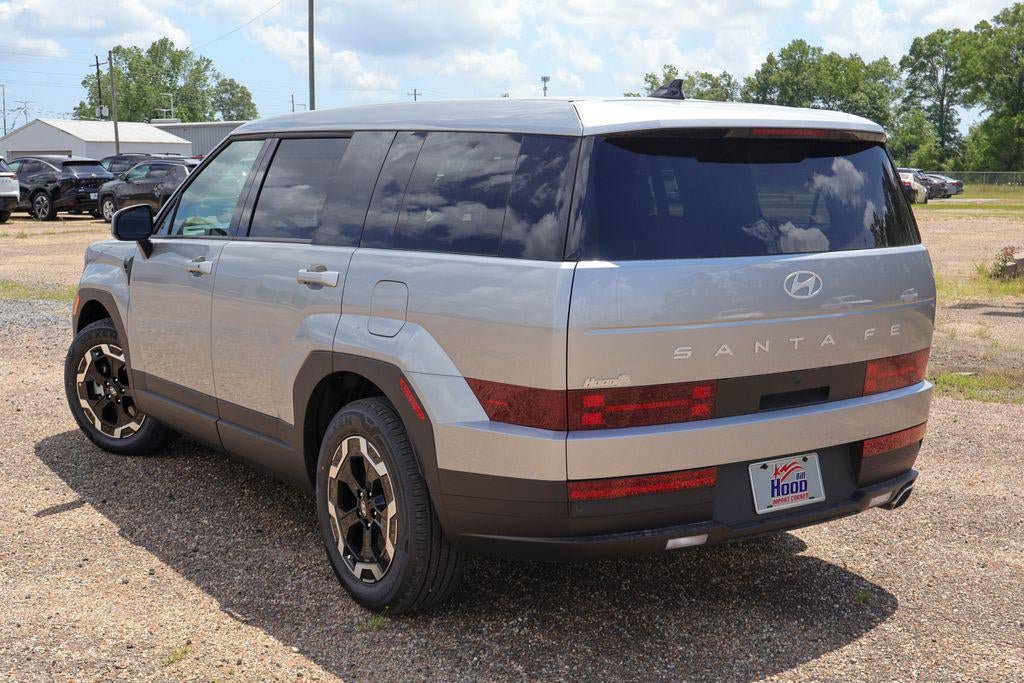 New 2026 Hyundai Santa Fe SE FWD image 2