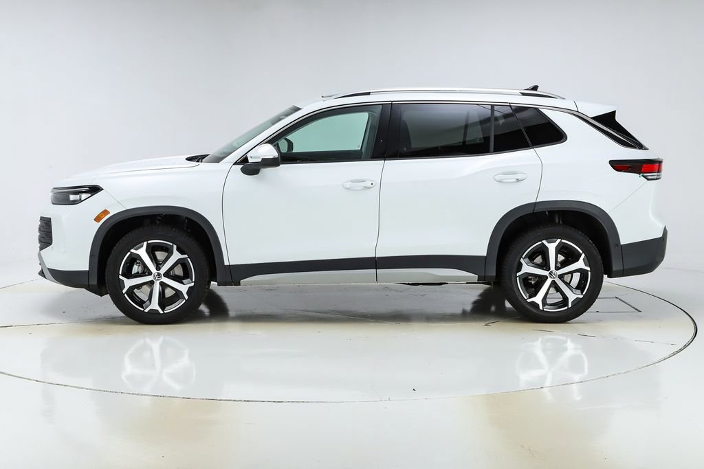 New 2026 Volkswagen Tiguan SE image 41