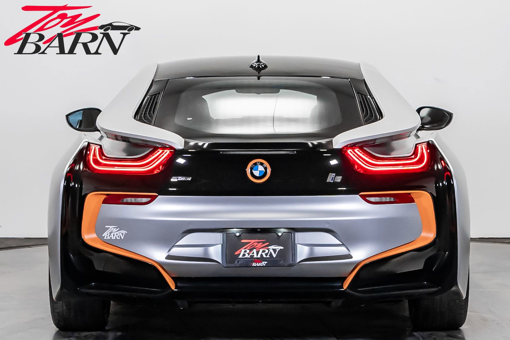Used 2015 BMW i8 image 4