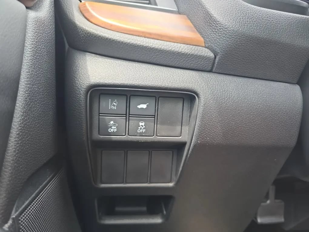Used 2021 Honda CR-V Touring image 24