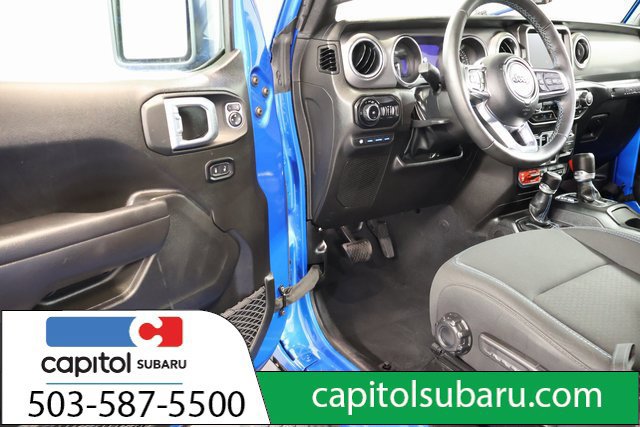 Used 2022 Jeep Wrangler Unlimited Rubicon 4xe w/ Cold Weather Group AWD/4WD image 9