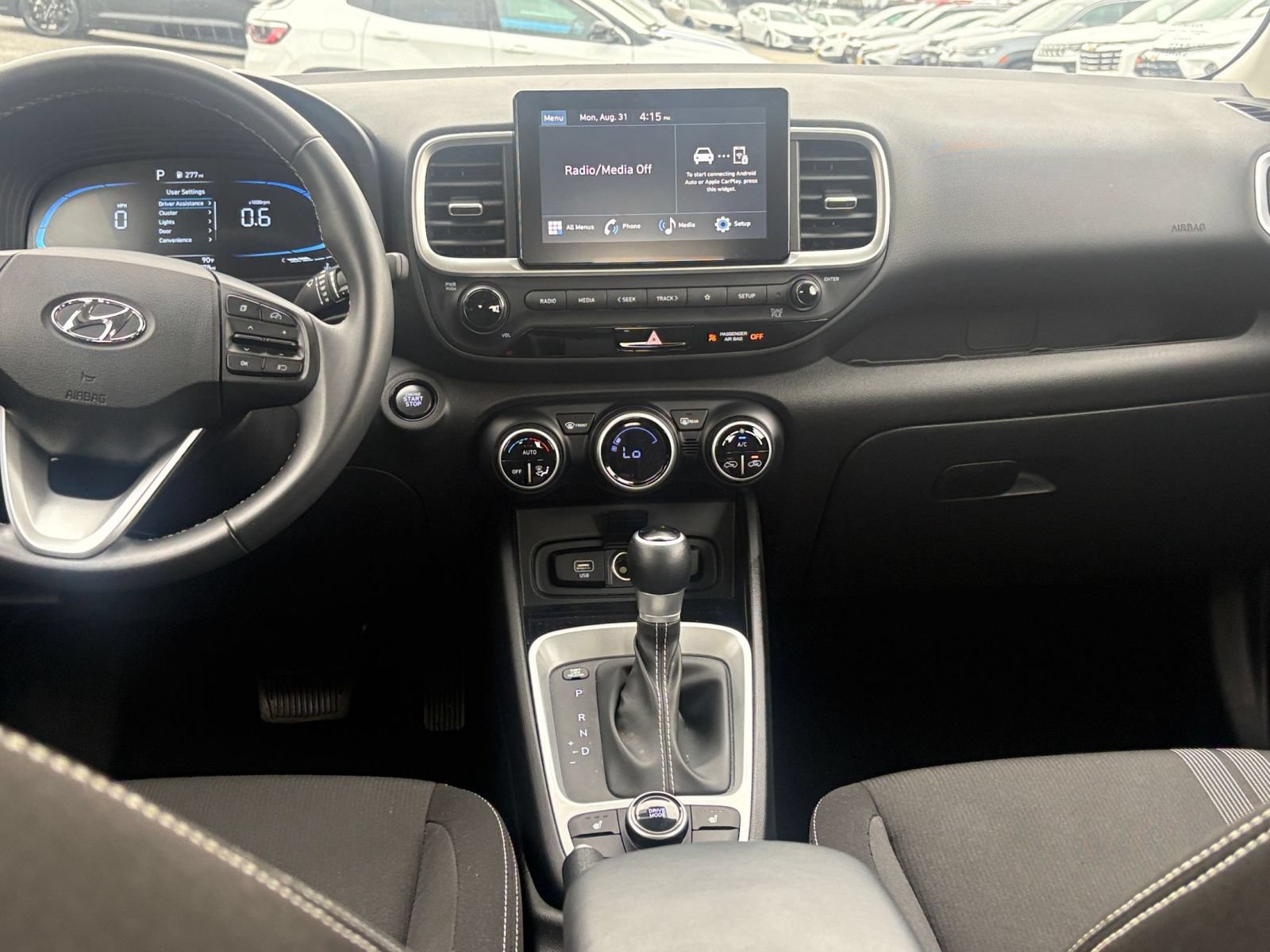 Used 2026 Hyundai Venue SEL FWD image 16