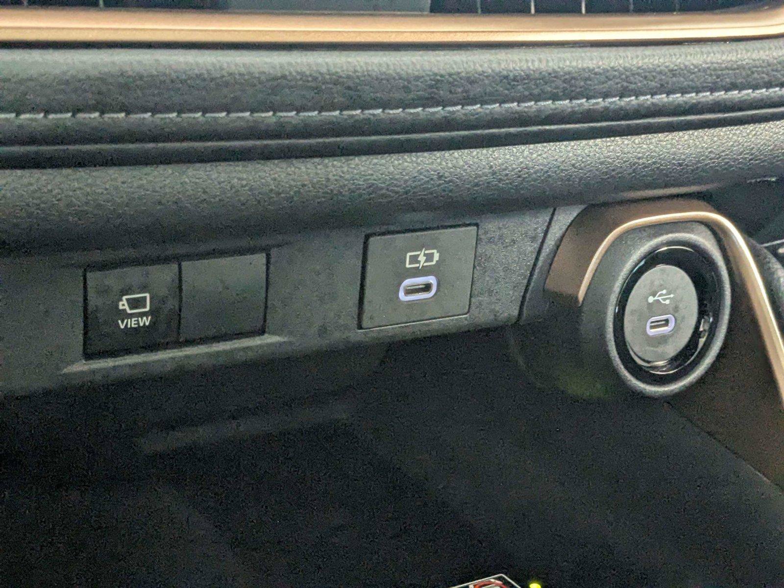 Certified 2026 Toyota Grand Highlander AWD Hybrid image 25