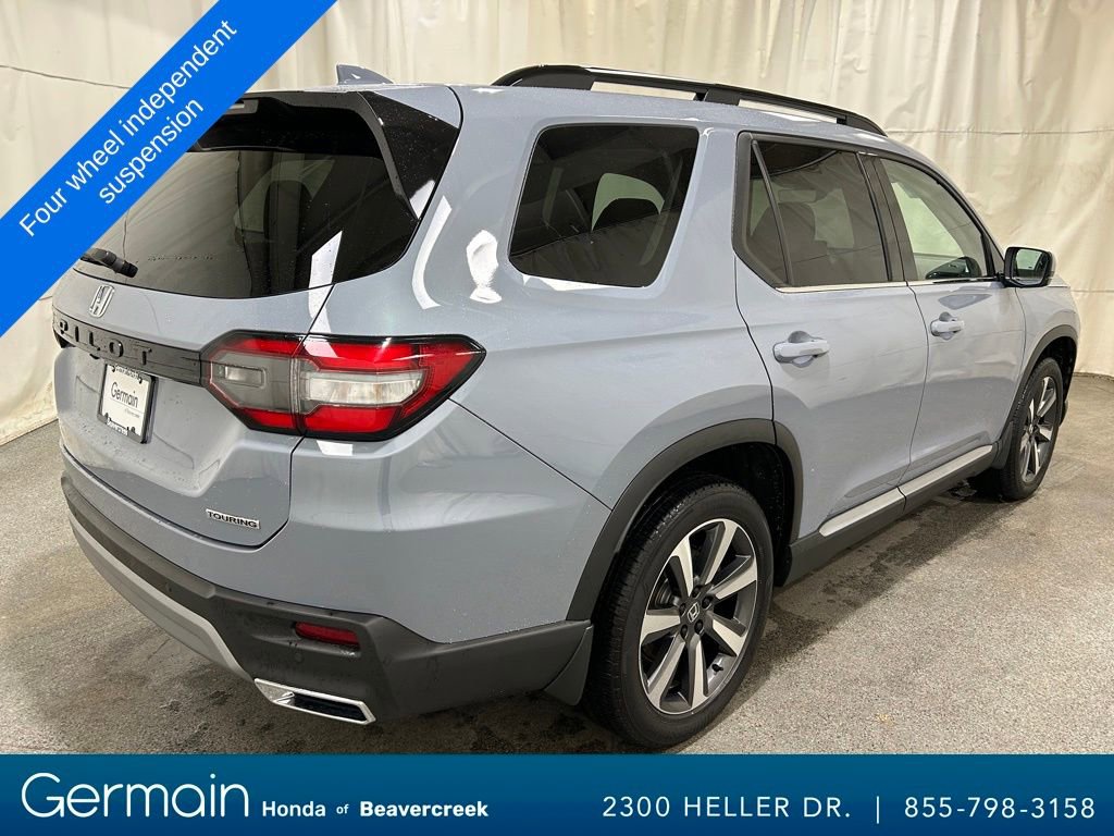 Used 2024 Honda Pilot Touring image 9