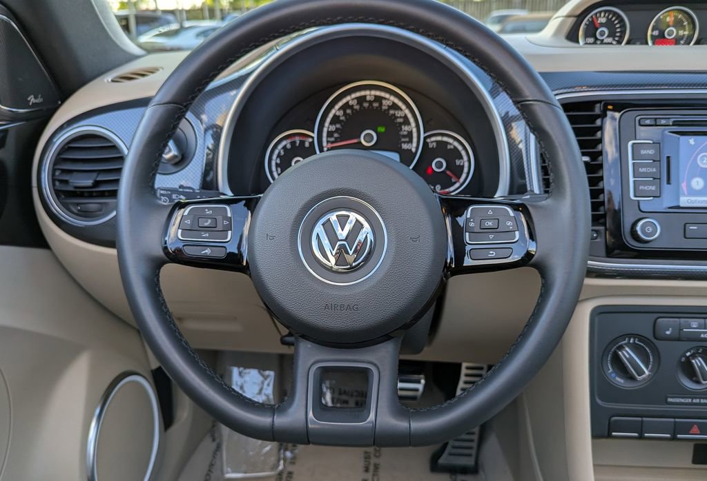 Used 2013 Volkswagen Beetle Turbo image 30