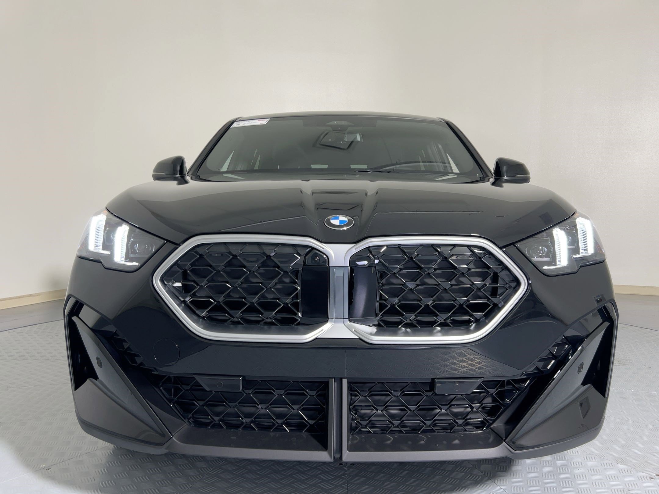 Used 2026 BMW X2 xDrive28i w/ Technology Package image 5