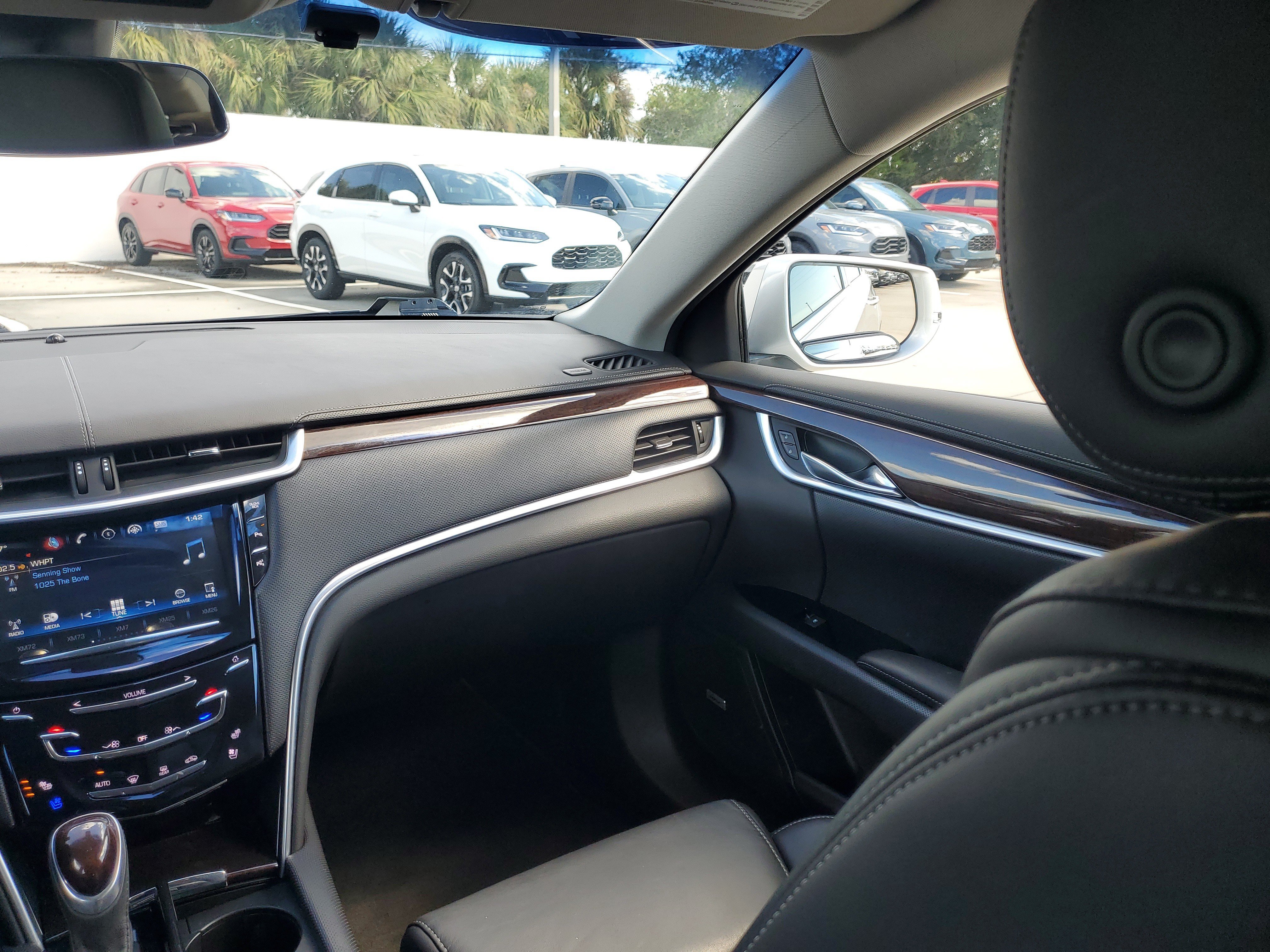 Used 2017 Cadillac XTS Luxury FWD image 19
