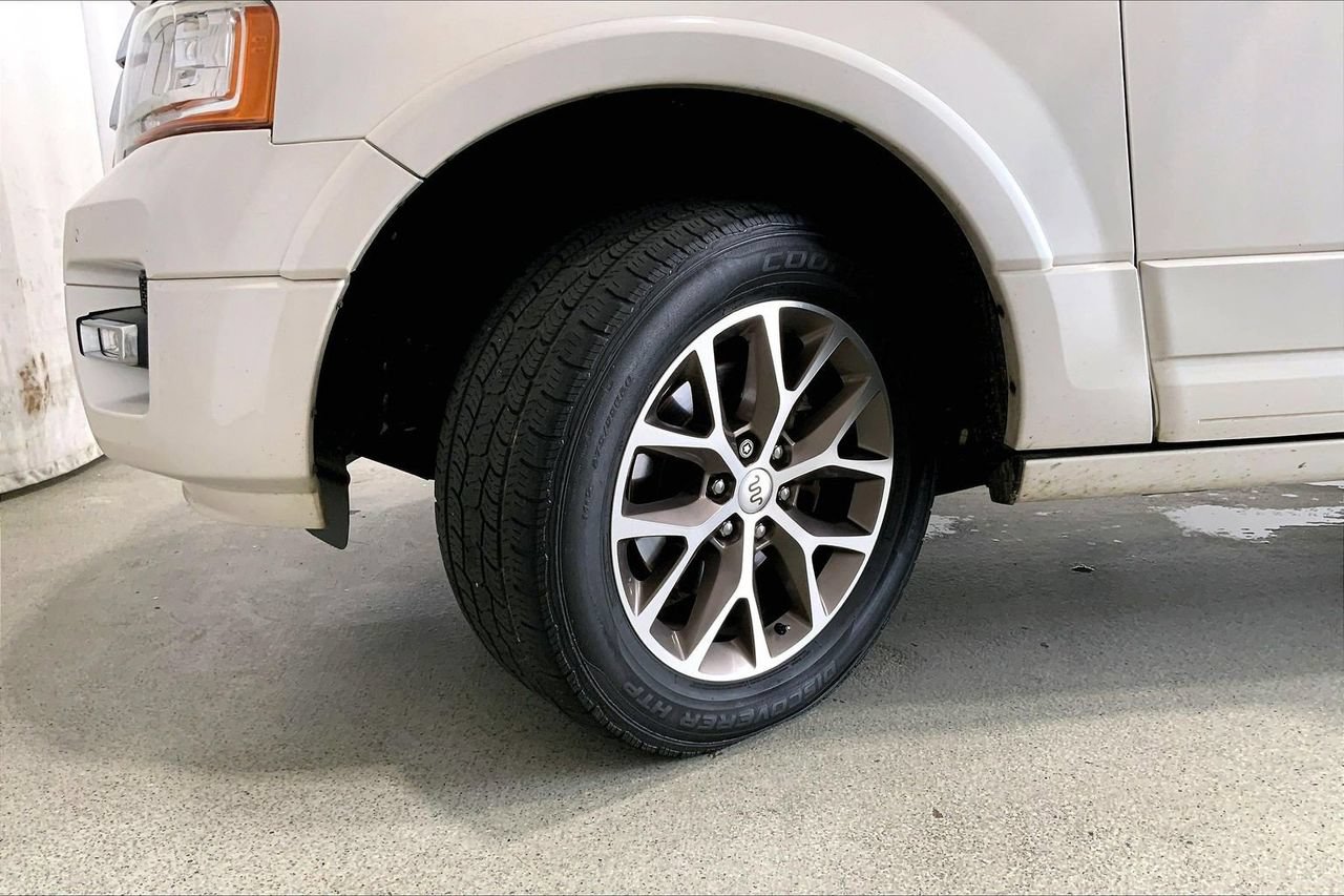 Used 2017 Ford Expedition EL King Ranch RWD image 20
