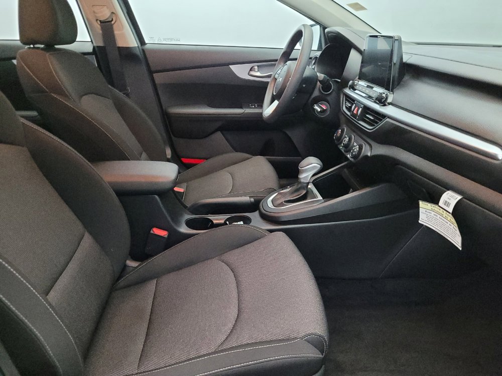 Used 2023 Kia Forte LXS w/ LXS Technology Package image 21