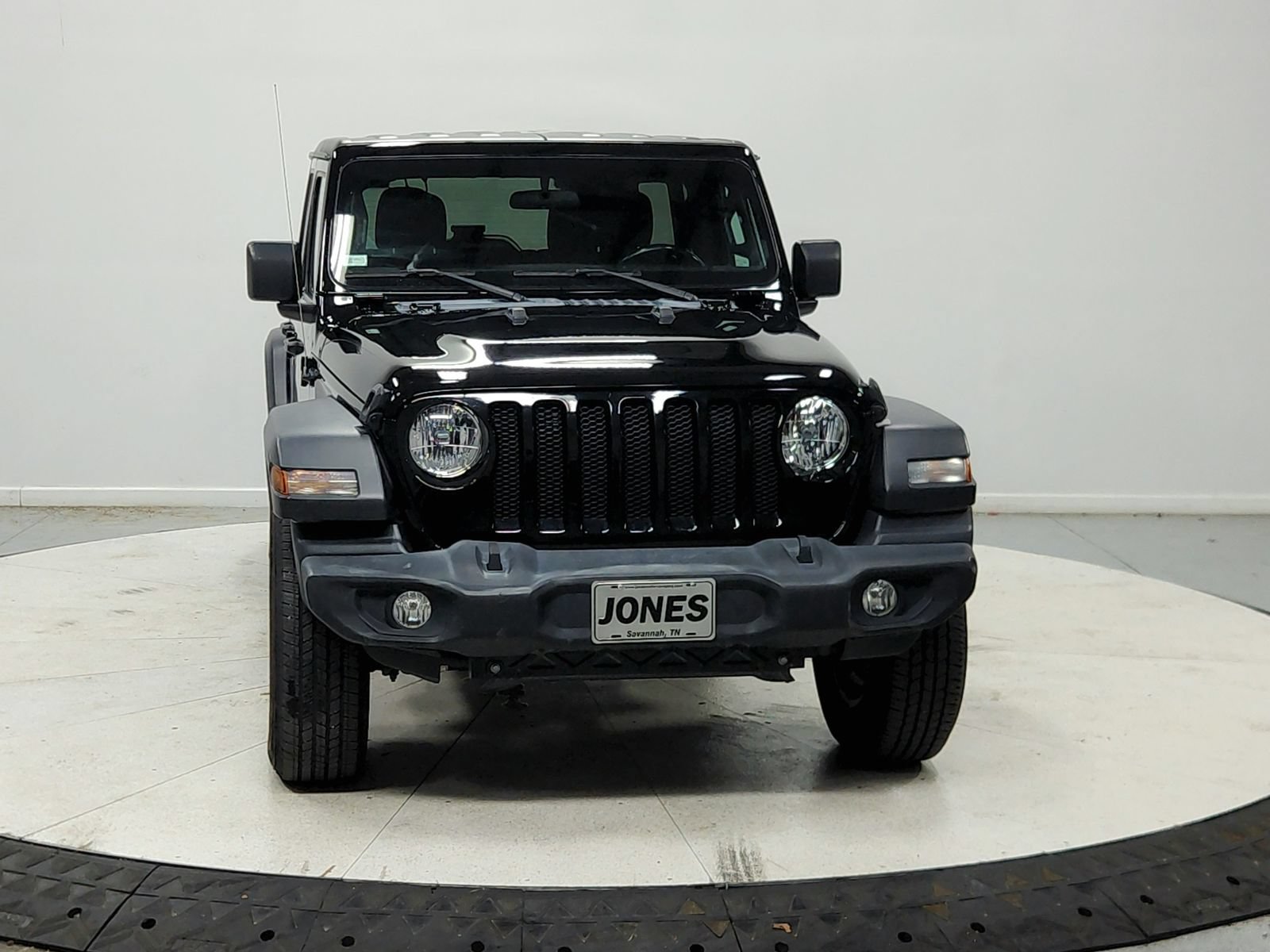 Used 2021 Jeep Wrangler Unlimited Sport AWD/4WD image 3