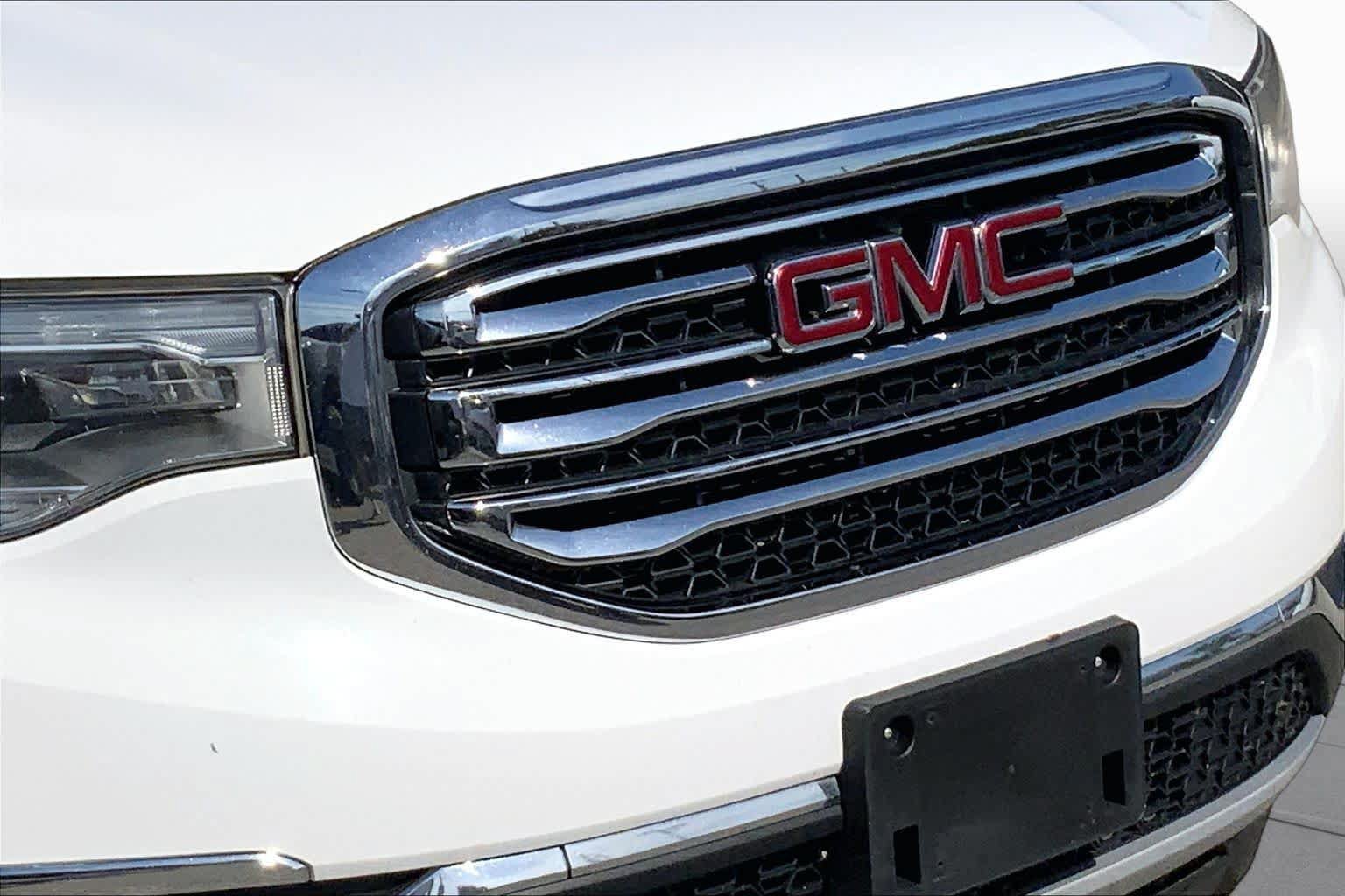 Used 2019 GMC Acadia SLE FWD image 26