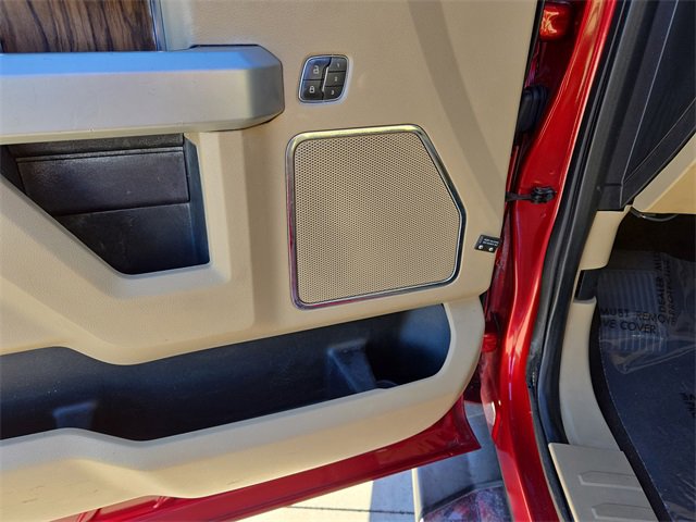 Used 2019 Ford F150 Lariat image 31