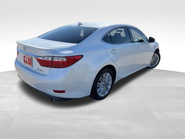 Used 2013 Lexus ES 350 w/ Premium Pkg FWD image 3
