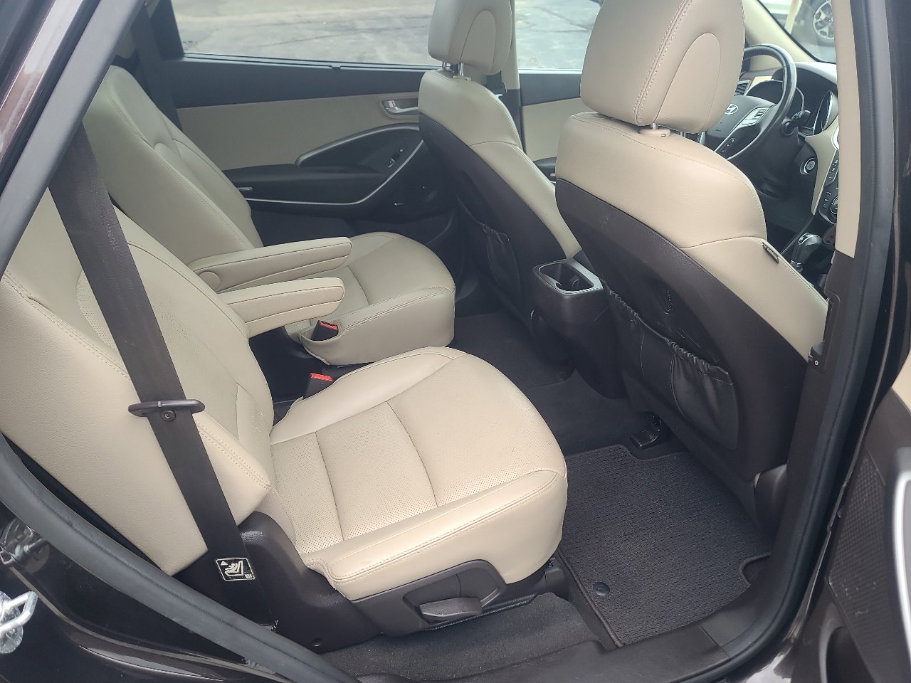 Used 2017 Hyundai Santa Fe Limited w/ Cargo Package image 14