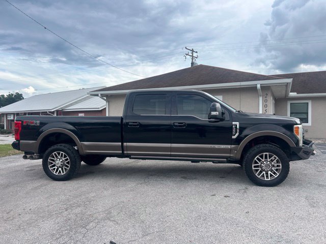 Used 2017 Ford F350 King Ranch w/ King Ranch Ultimate Package AWD/4WD image 4