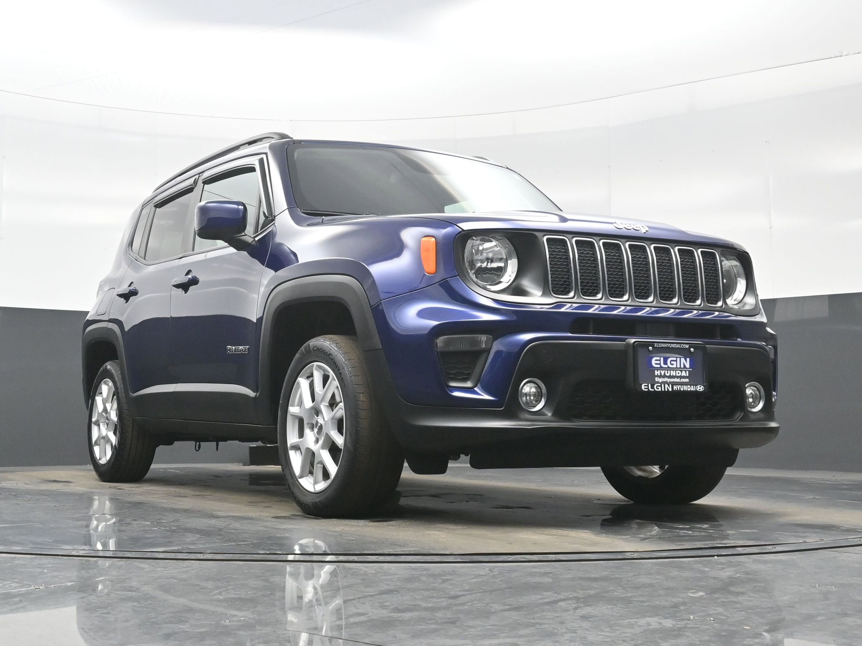 Used 2019 Jeep Renegade Latitude w/ Cold Weather Group image 33