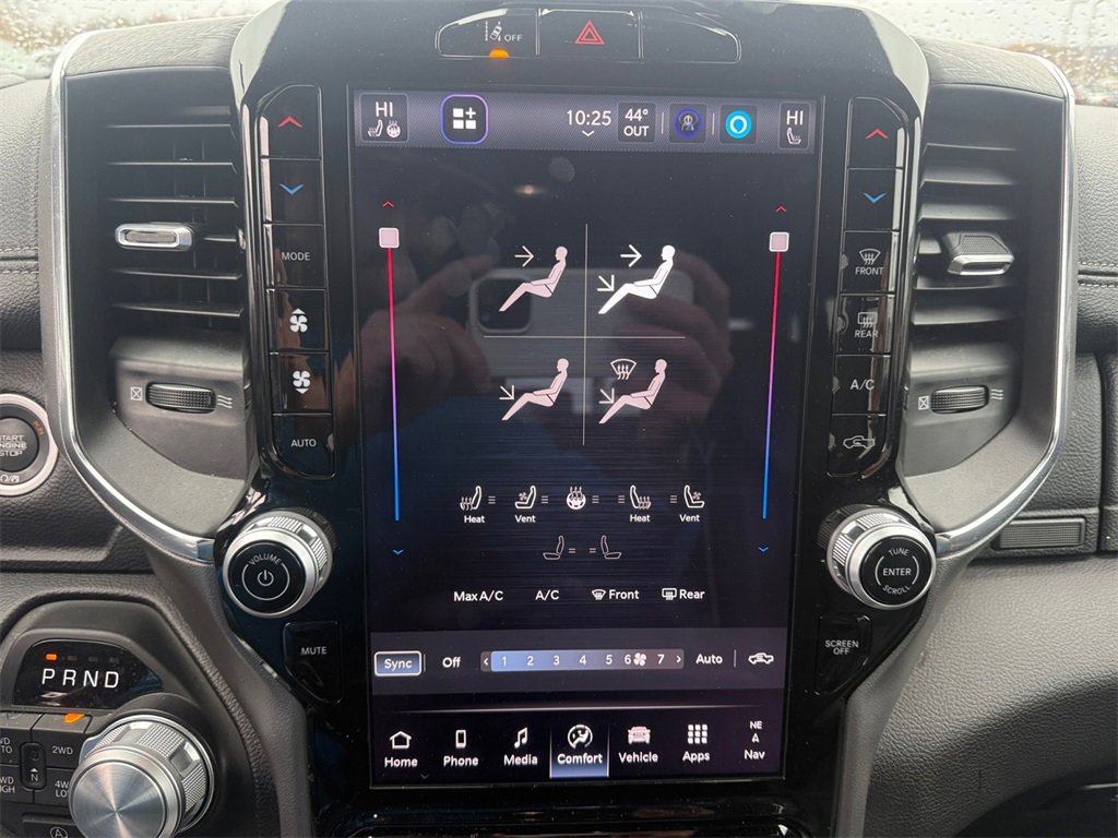 Certified 2025 RAM 1500 Laramie image 29