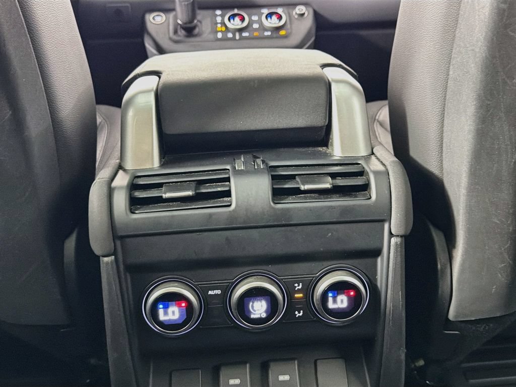 Certified 2023 Land Rover Defender 130 X-Dynamic SE AWD/4WD image 27