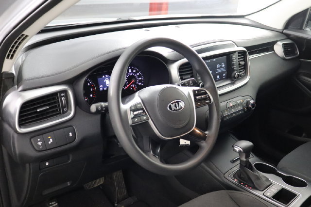 Used 2020 Kia Sorento LX AWD/4WD image 18