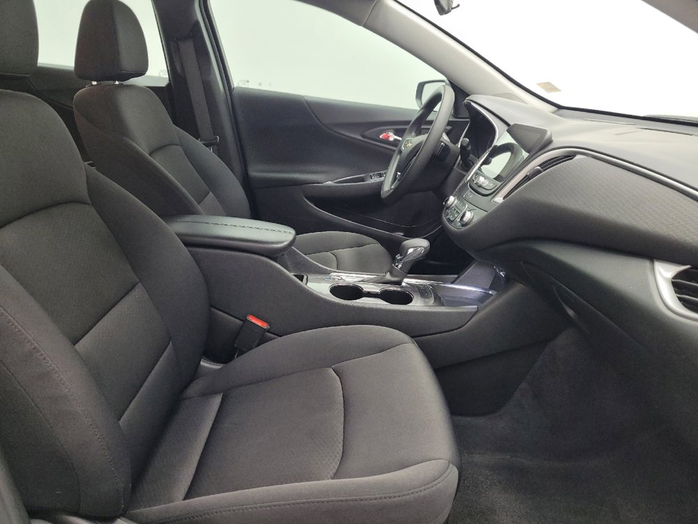 Used 2024 Chevrolet Malibu LT image 21