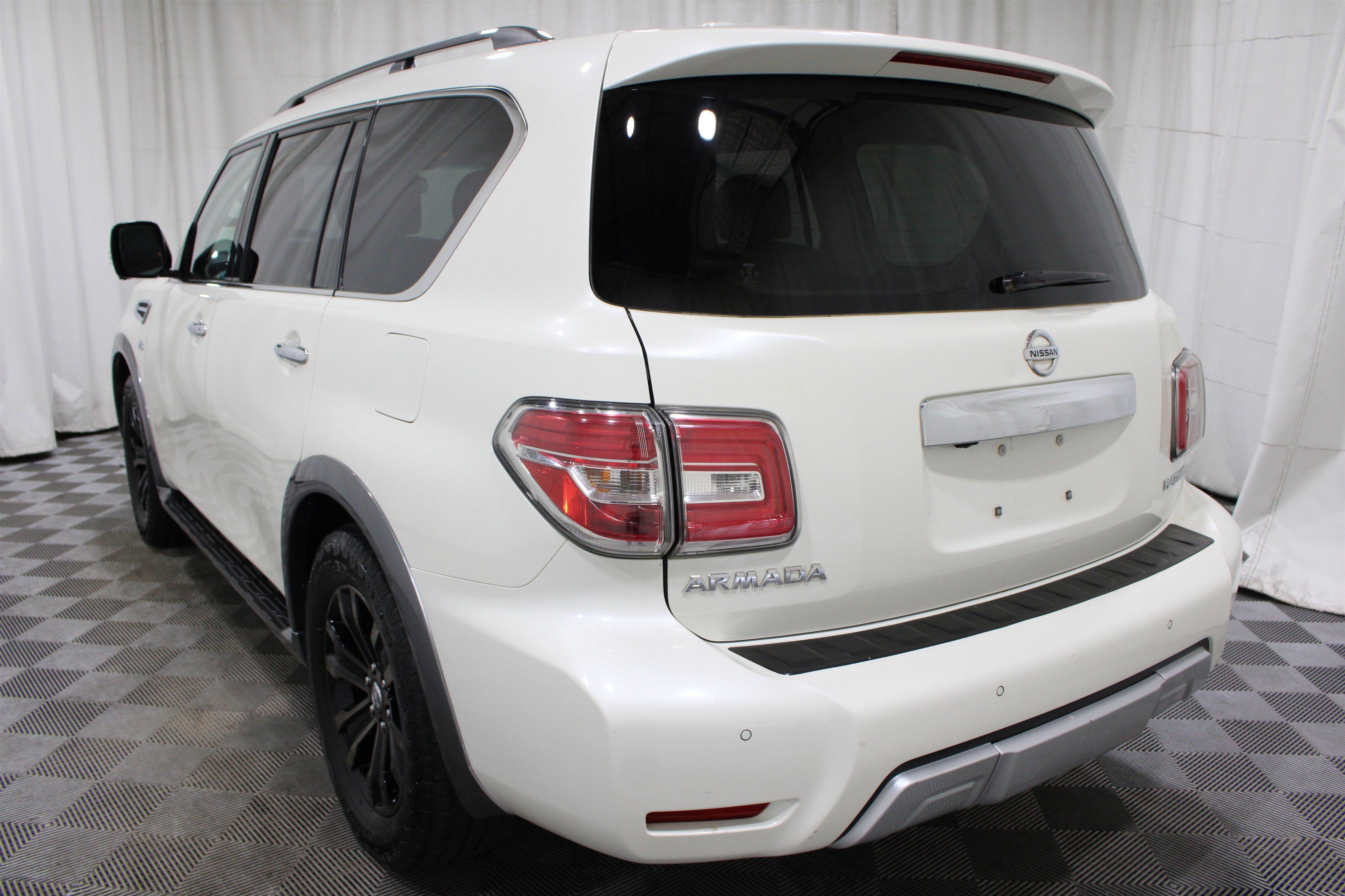 Used 2017 Nissan Armada Platinum w/ Captain Seat Package AWD/4WD image 38