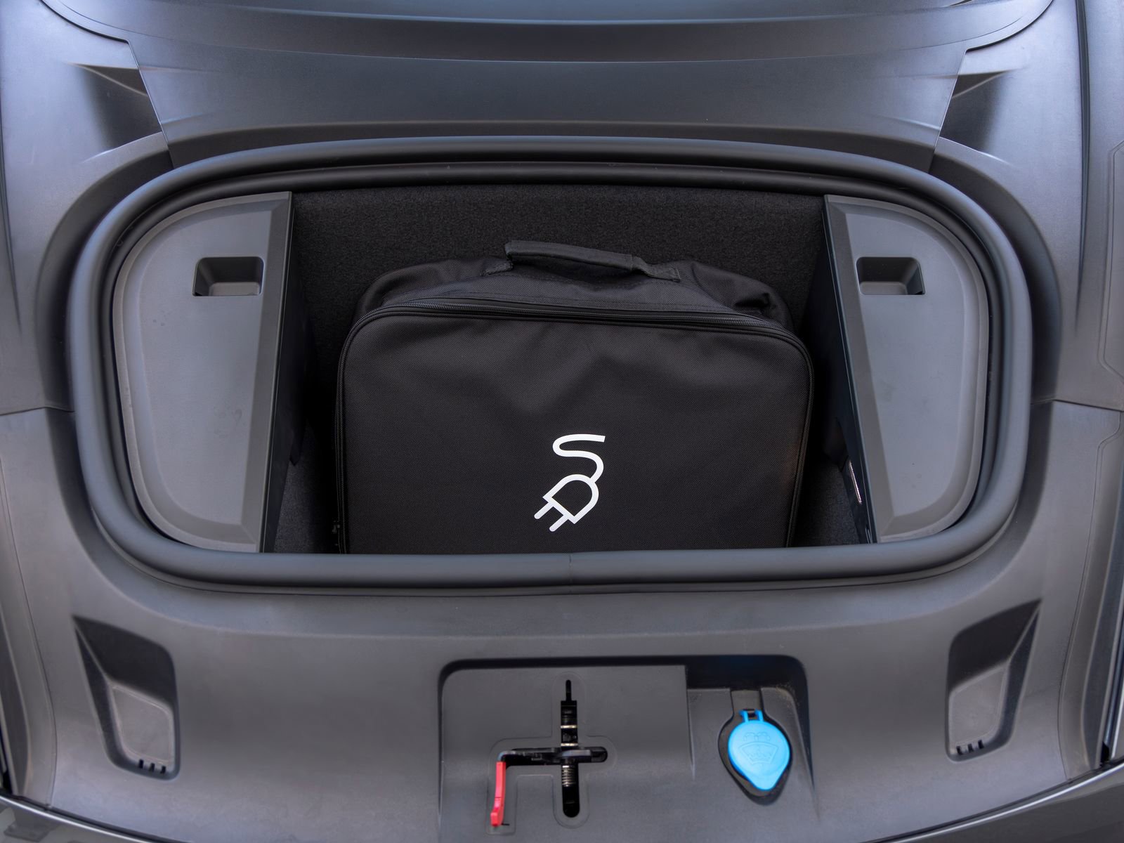 Certified 2025 Porsche Taycan 4S image 59