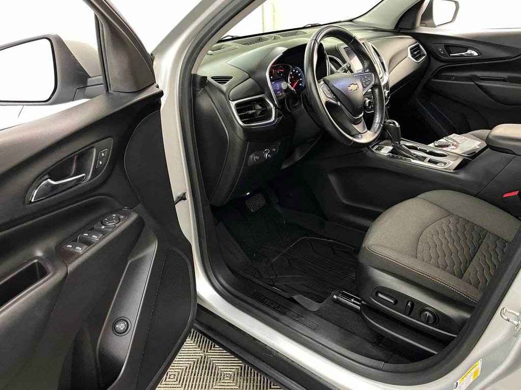 Used 2020 Chevrolet Equinox LT image 21