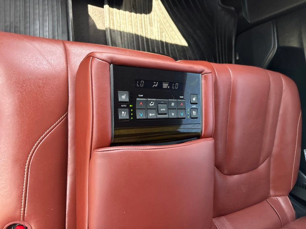 Used 2021 Lexus LX 570 4WD w/ Sport Package image 21