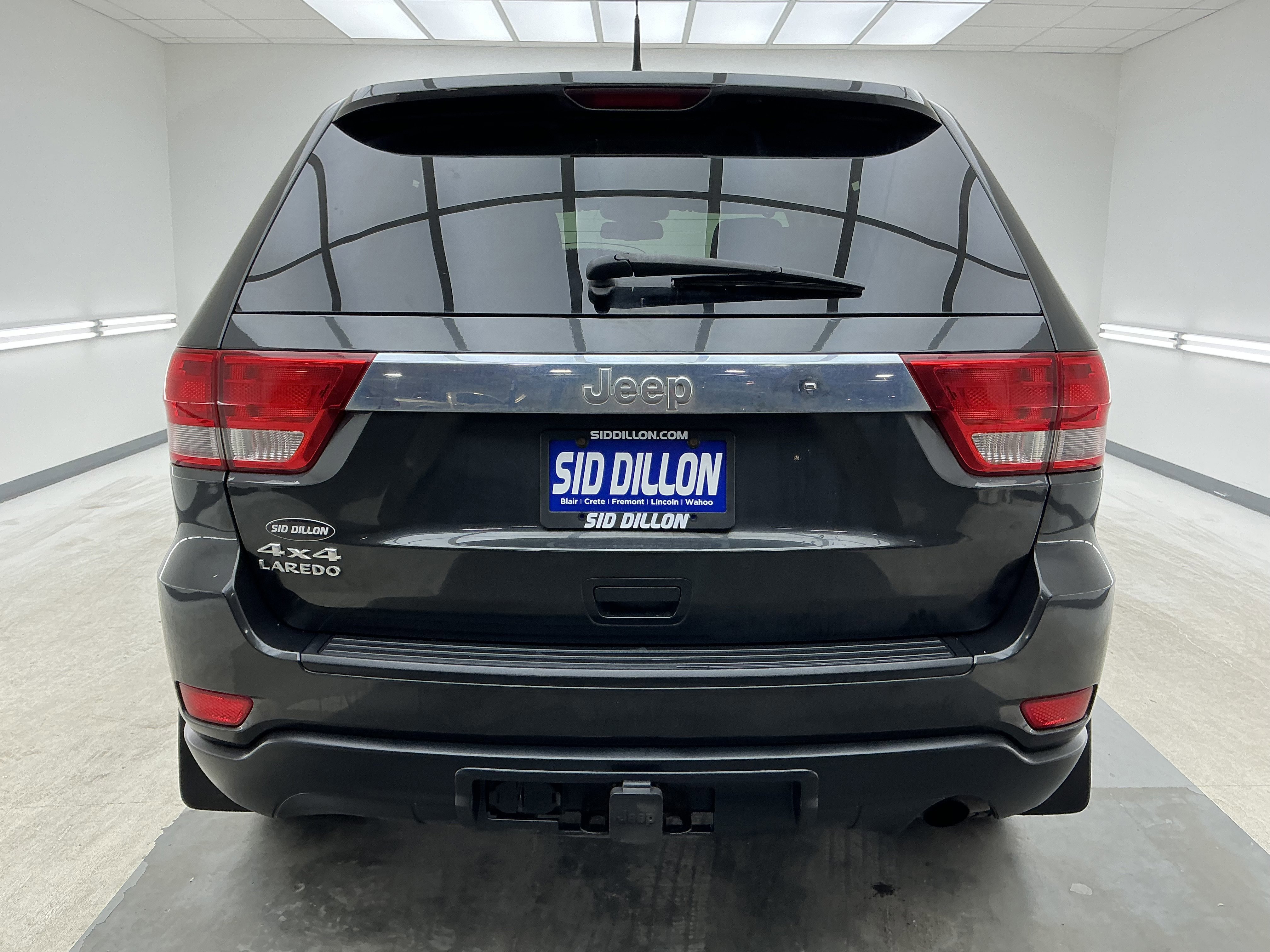 Used 2011 Jeep Grand Cherokee Laredo w/ Security & Convenience Group image 5