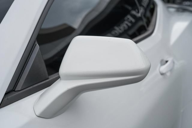 Used 2016 Chevrolet Camaro SS RWD image 15