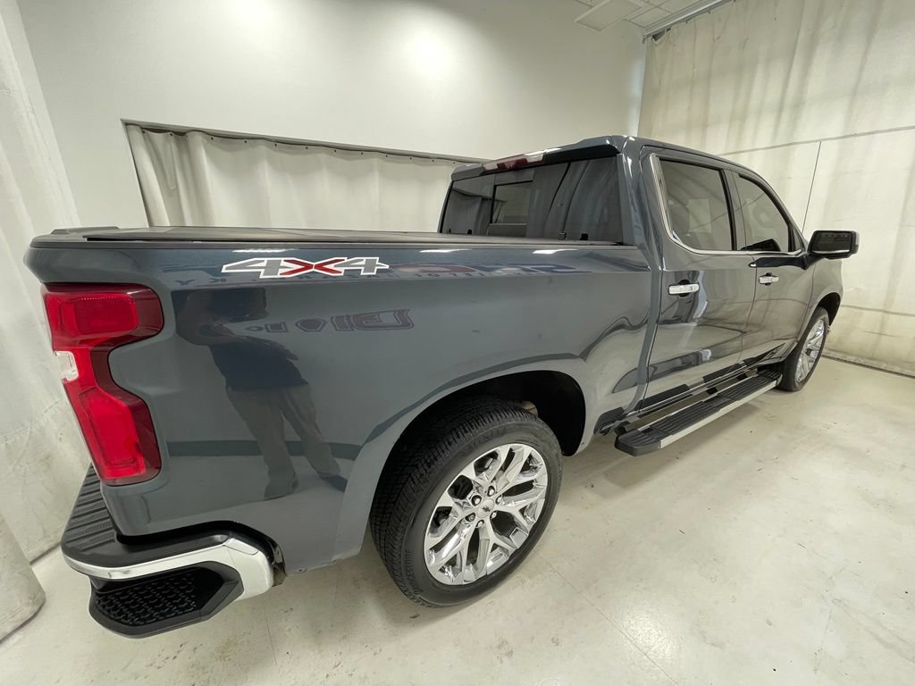 Used 2020 Chevrolet Silverado 1500 LTZ w/ LTZ Premium Package AWD/4WD image 4
