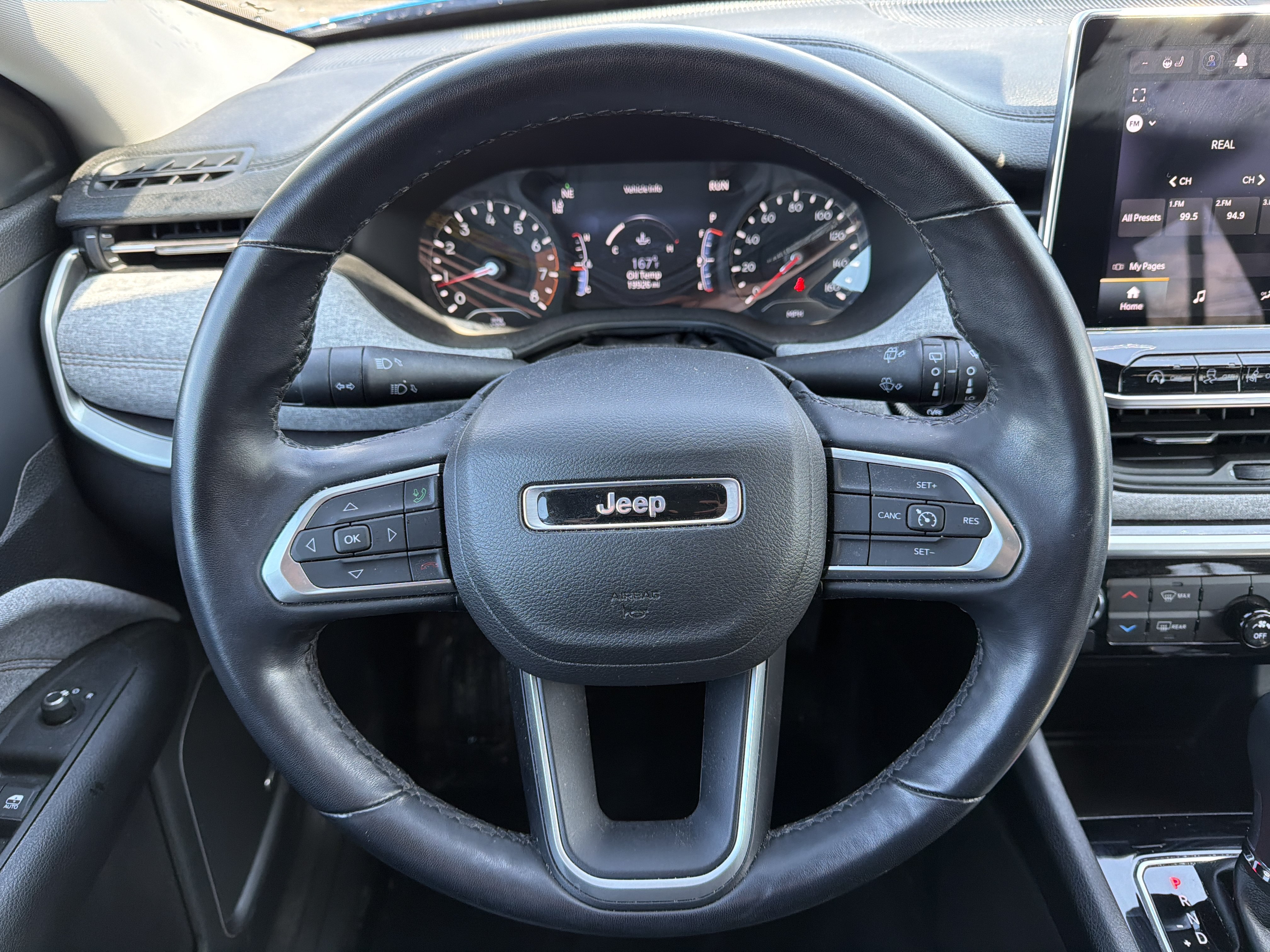 Used 2022 Jeep Compass Latitude w/ Sun and Sound Group AWD/4WD image 17
