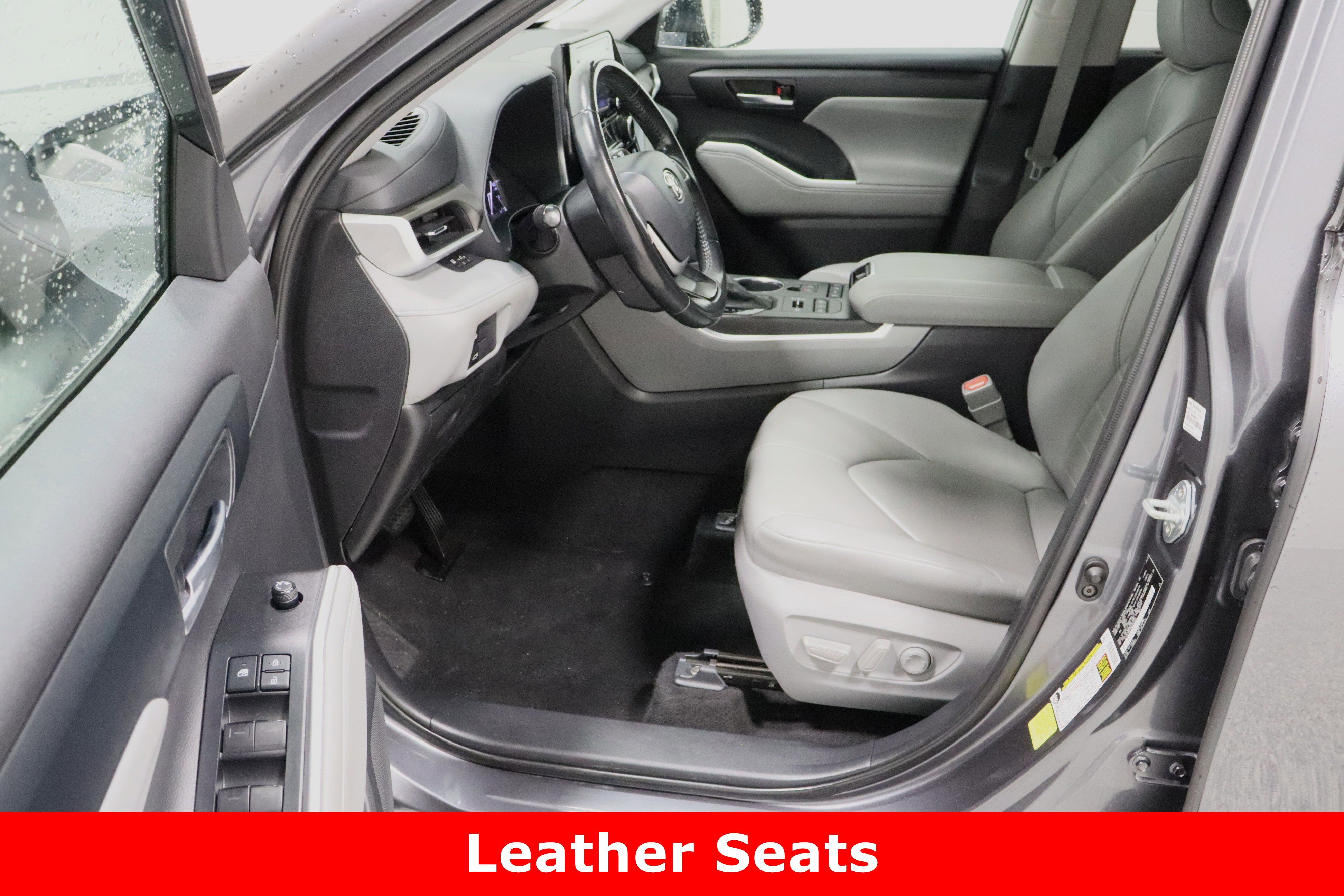 Used 2022 Toyota Highlander XLE image 14