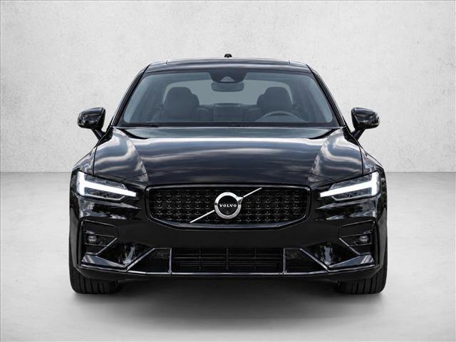 Used 2023 Volvo S60 B5 Plus AWD/4WD image 2