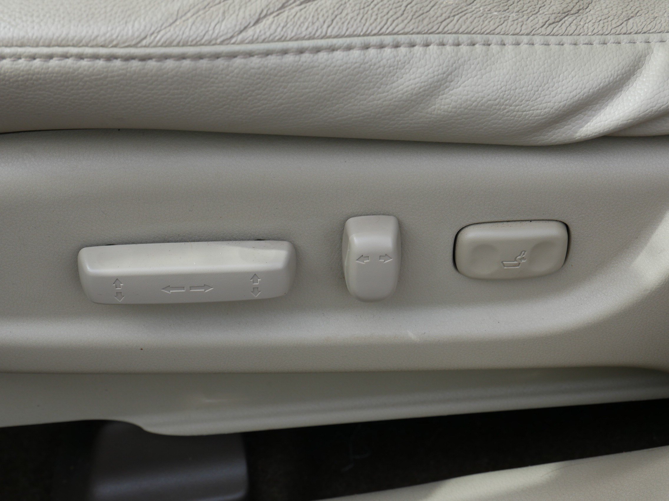Used 2015 Acura RDX AWD image 19
