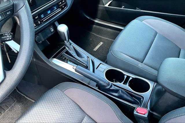 Used 2019 Toyota Corolla LE FWD image 13