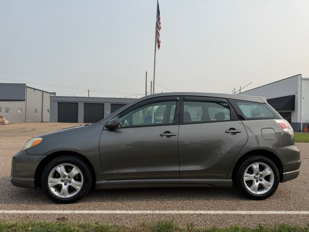Used 2007 Toyota Matrix FWD image 8