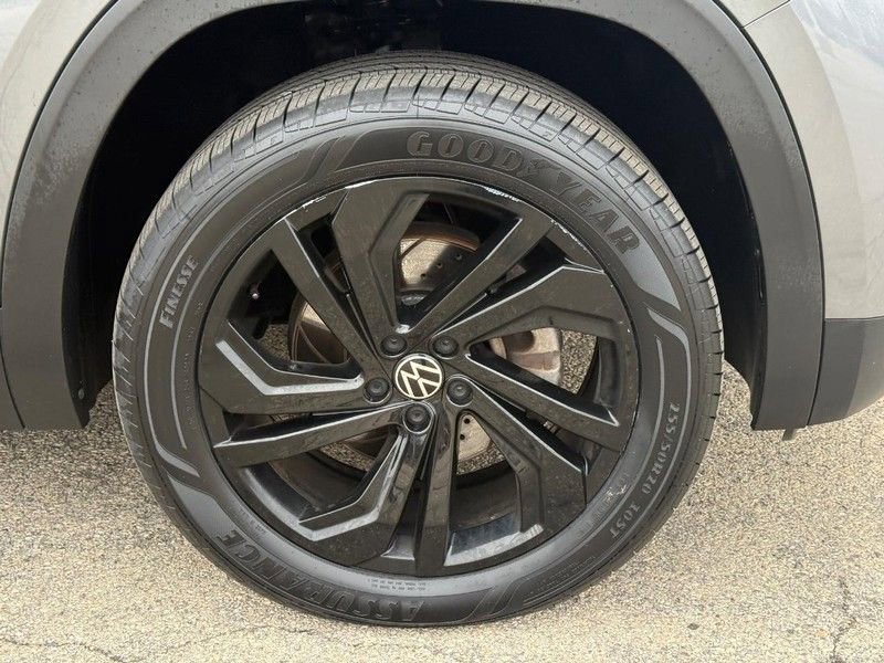 Used 2022 Volkswagen Atlas SE image 10