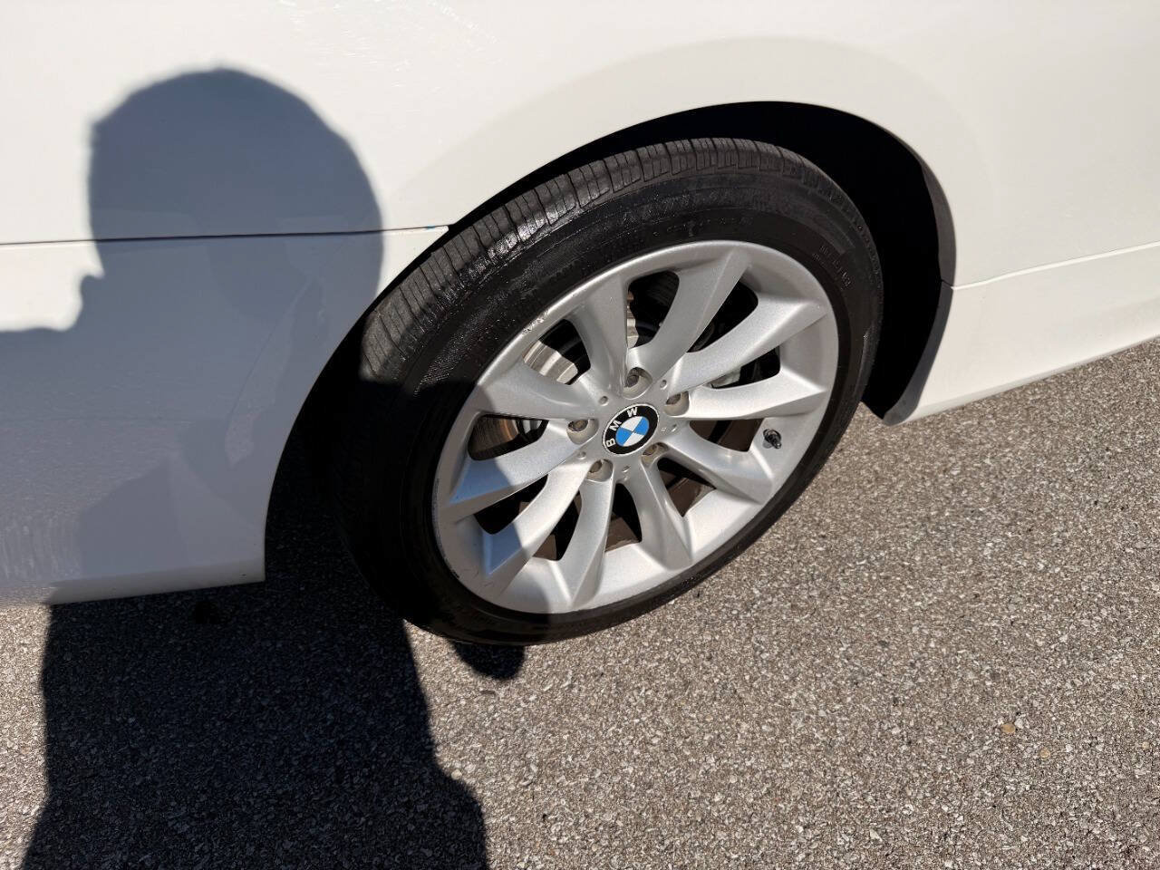 Used 2011 BMW 335i xDrive Coupe w/ Premium Pkg AWD/4WD image 34