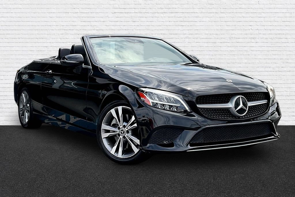 Used 2022 Mercedes-Benz C 300 Cabriolet image 3