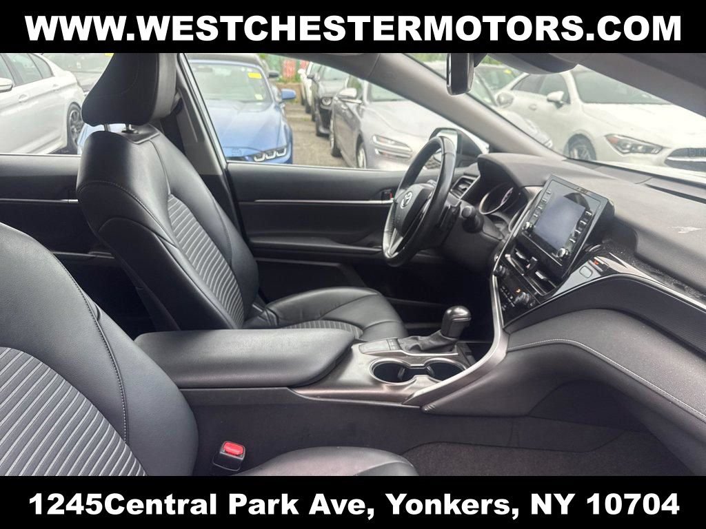 Used 2024 Toyota Camry SE w/ Convenience Package FWD image 15
