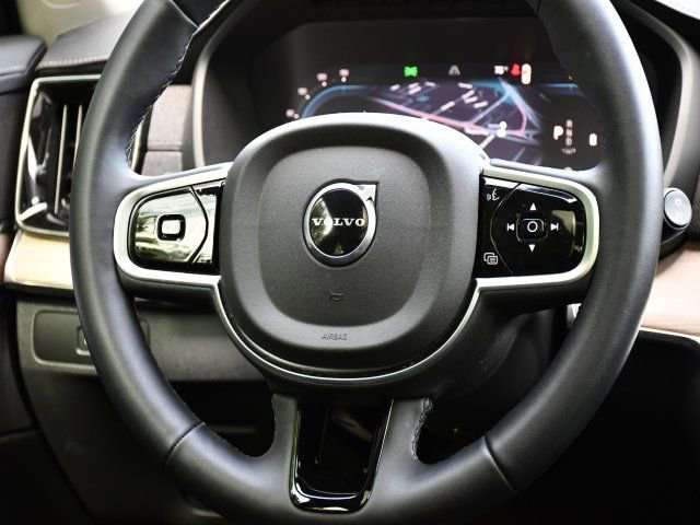 Used 2025 Volvo XC90 B6 Core w/ Protection Package Premier AWD/4WD image 19