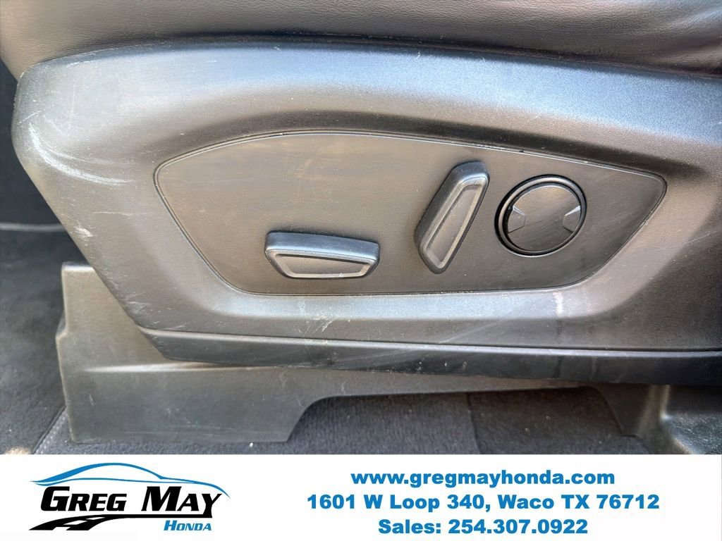 Used 2021 Ford Explorer XLT w/ Equipment Group 202A RWD image 18