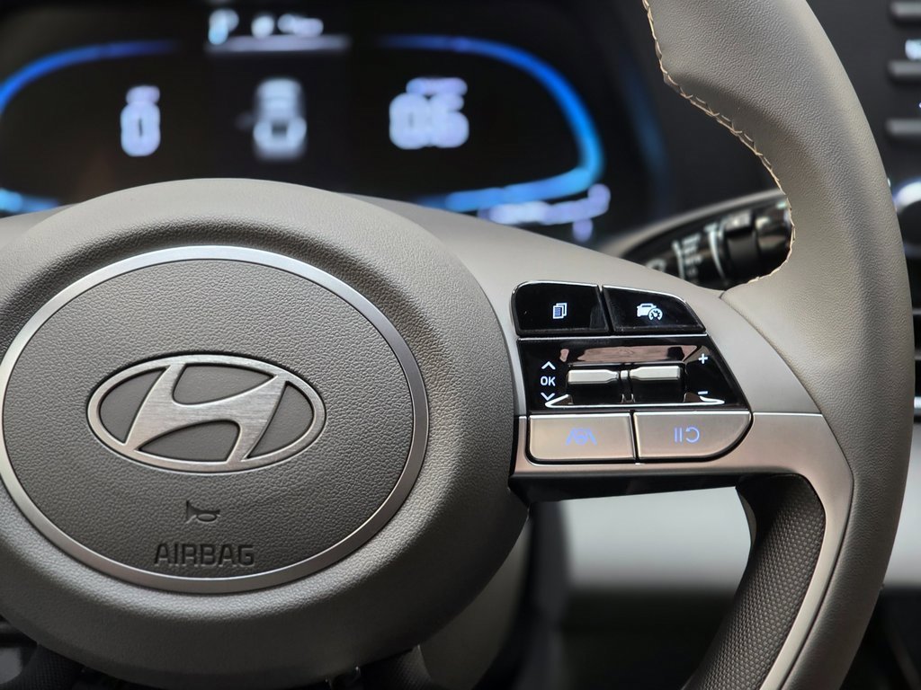 New 2026 Hyundai Elantra Sport w/ Cargo Package image 18