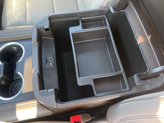 Used 2021 GMC Yukon SLT w/ SLT Premium Package image 33