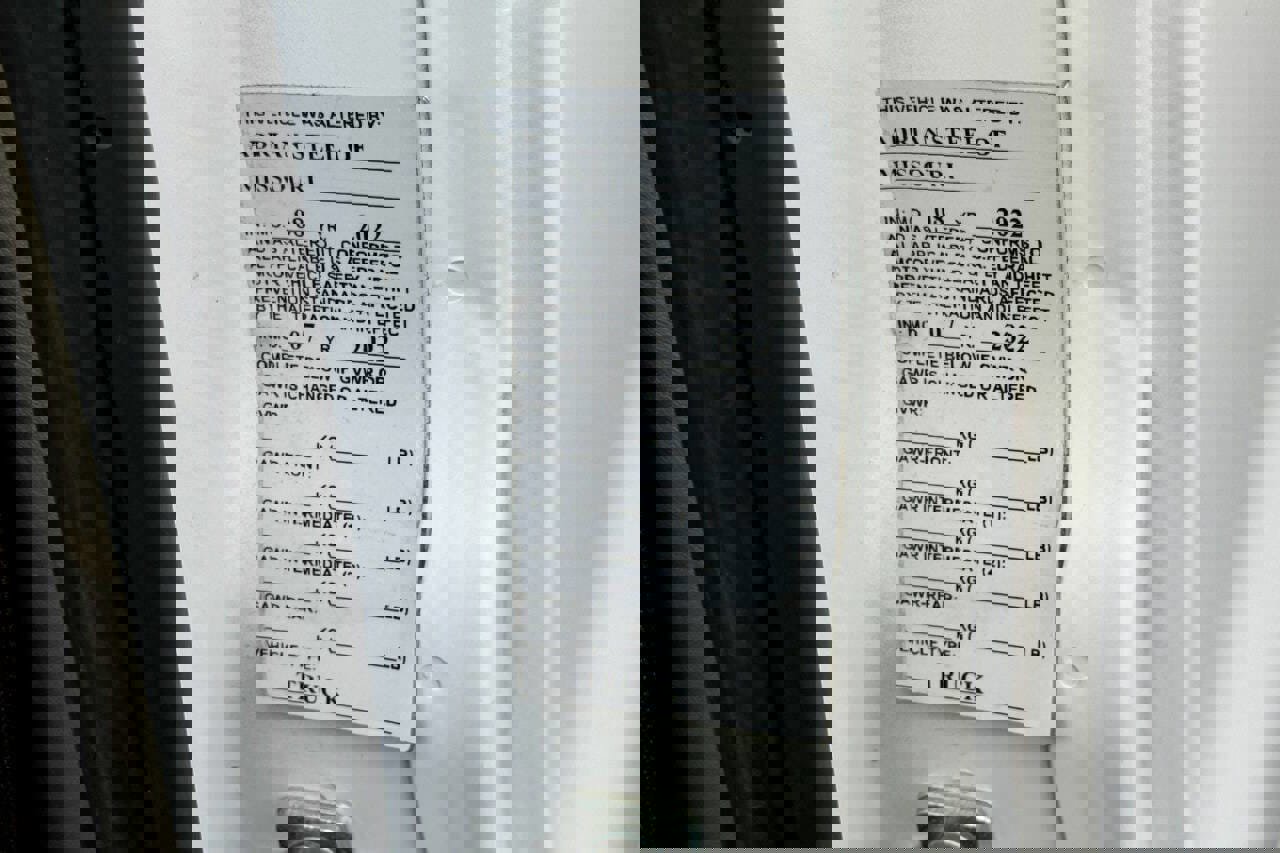 Used 2022 GMC Savana 2500 w/ Driver Convenience Package image 16