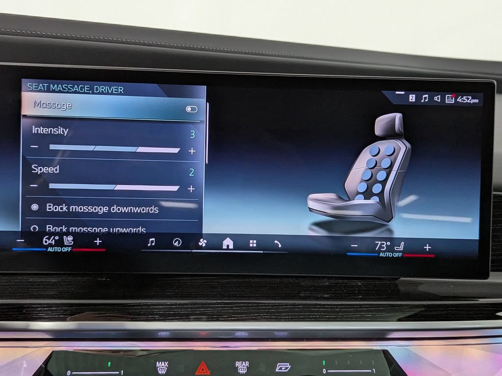 Used 2026 BMW i7 xDrive60 AWD/4WD image 28
