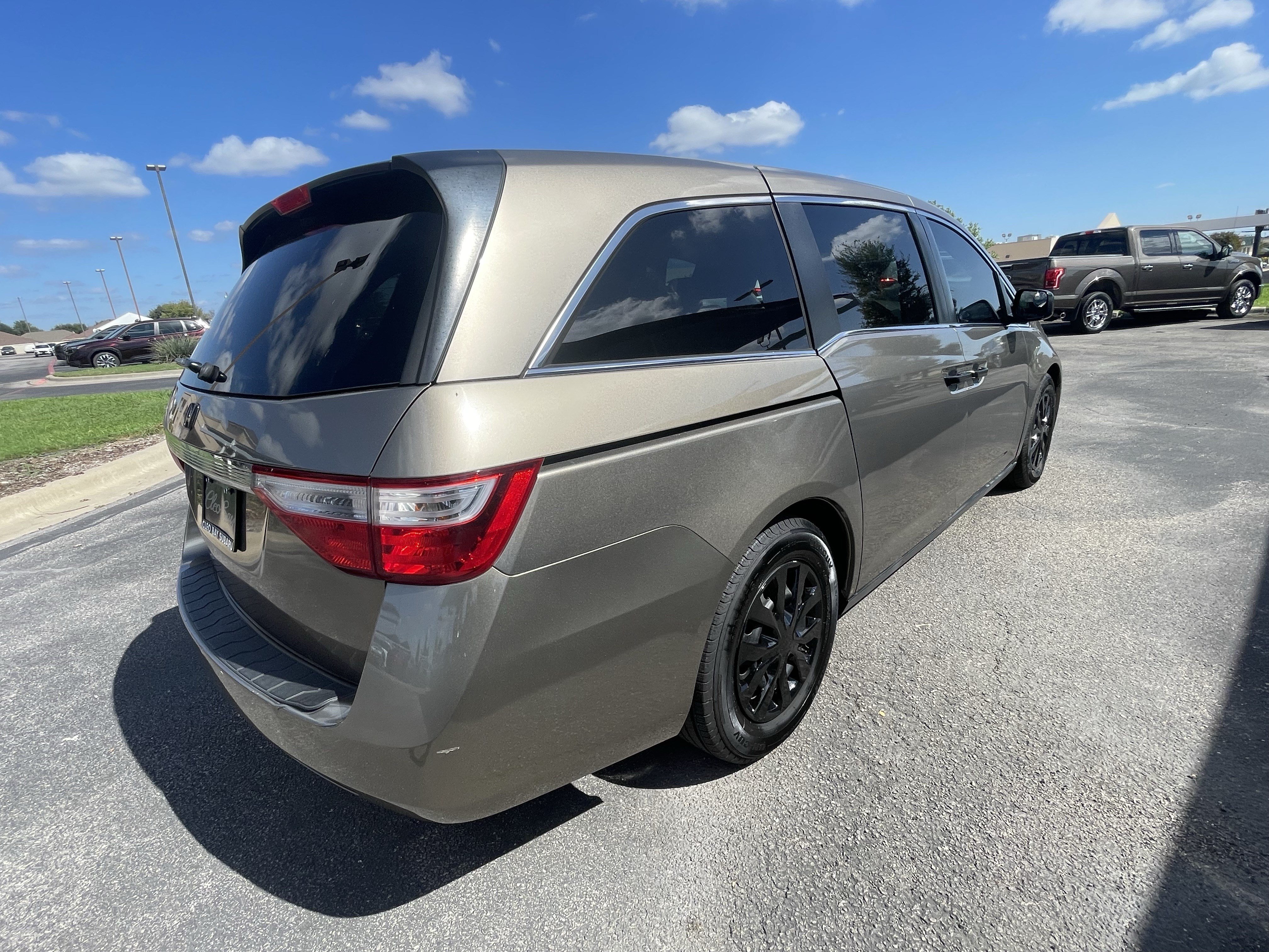 Used 2013 Honda Odyssey LX image 6