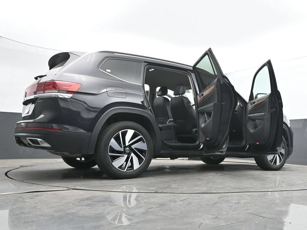 Used 2024 Volkswagen Atlas SE AWD/4WD image 77