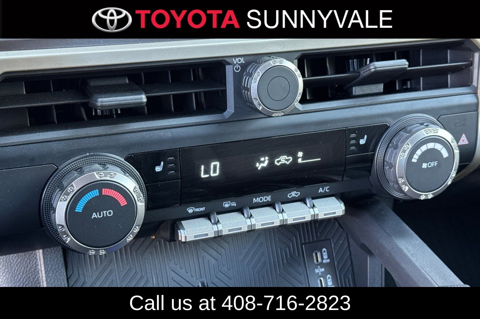 Used 2025 Toyota Tacoma TRD Off-Road image 24